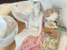 陶磁器:マイセンのフィギュリンなど6点