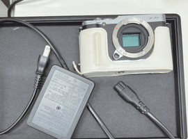 FUJIFILM:X-A1/FUJIFILM:XC 16-50mm F3.5-5.6 OIS/など3点