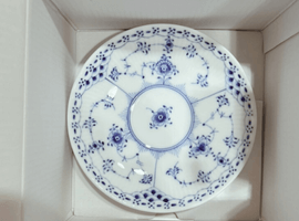 皿:ロイヤルコペンハーゲンなど3点