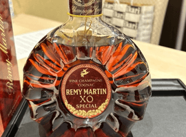 ブランデー:REMY MARTIN(XOスペシャル 旧クリアボトル)など2点