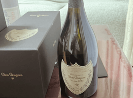 ワイン:Dom Pérignon(ヴィンテージ 2013)/焼酎:森伊蔵(かめ壺焼酎)など4点