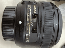 Nikon:AF-S NIKKOR 50mm F1.8G/Nikon:D5100 18-55 VR レンズキット/など2点