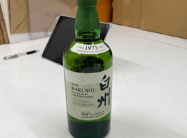 ウイスキー:Suntory(白州蒸留所 100周年記念ボトル)など2点