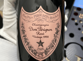 ワイン:Dom Pérignon(ドンペリニヨン ロゼ 1998)/ワイン:Dom Pérignon(2015 トリビュート・トゥ・バスキア コレクション)など8点