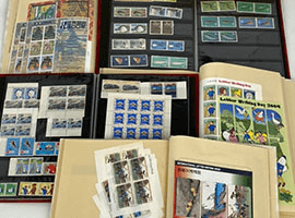 多数の切手コレクションが