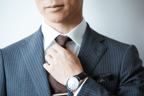 腕時計ベルトの外し方!タイプ別の取り外し方や交換後の注意点を解説